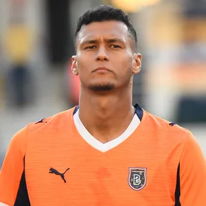 Davie Selke im Basaksehir-Trikot