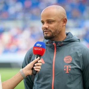 Vincent Kompany gibt Sky ein Interview