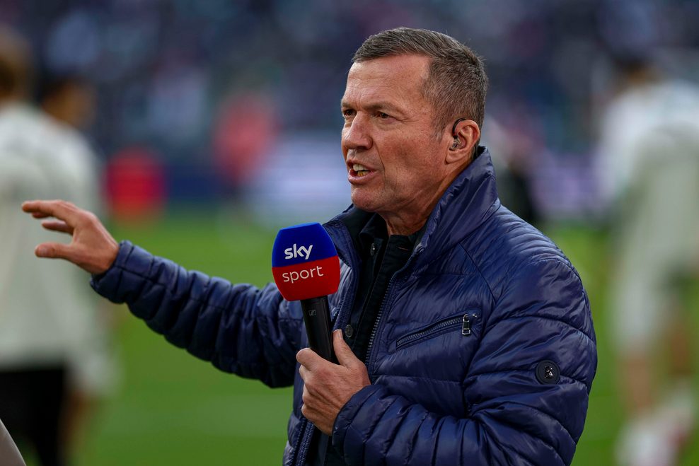 Lothar Matthäus am Sky-Mikrofon.