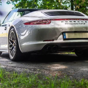 Ein Porsche 911 Carrera (Symbolfoto).