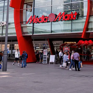 Das Bundeskartellamt gibt grünes Licht: Auch die MediaMarkt-Filiale in der Innenstadt könnte bald zum chinesischen Konzern JD.com gehören.
