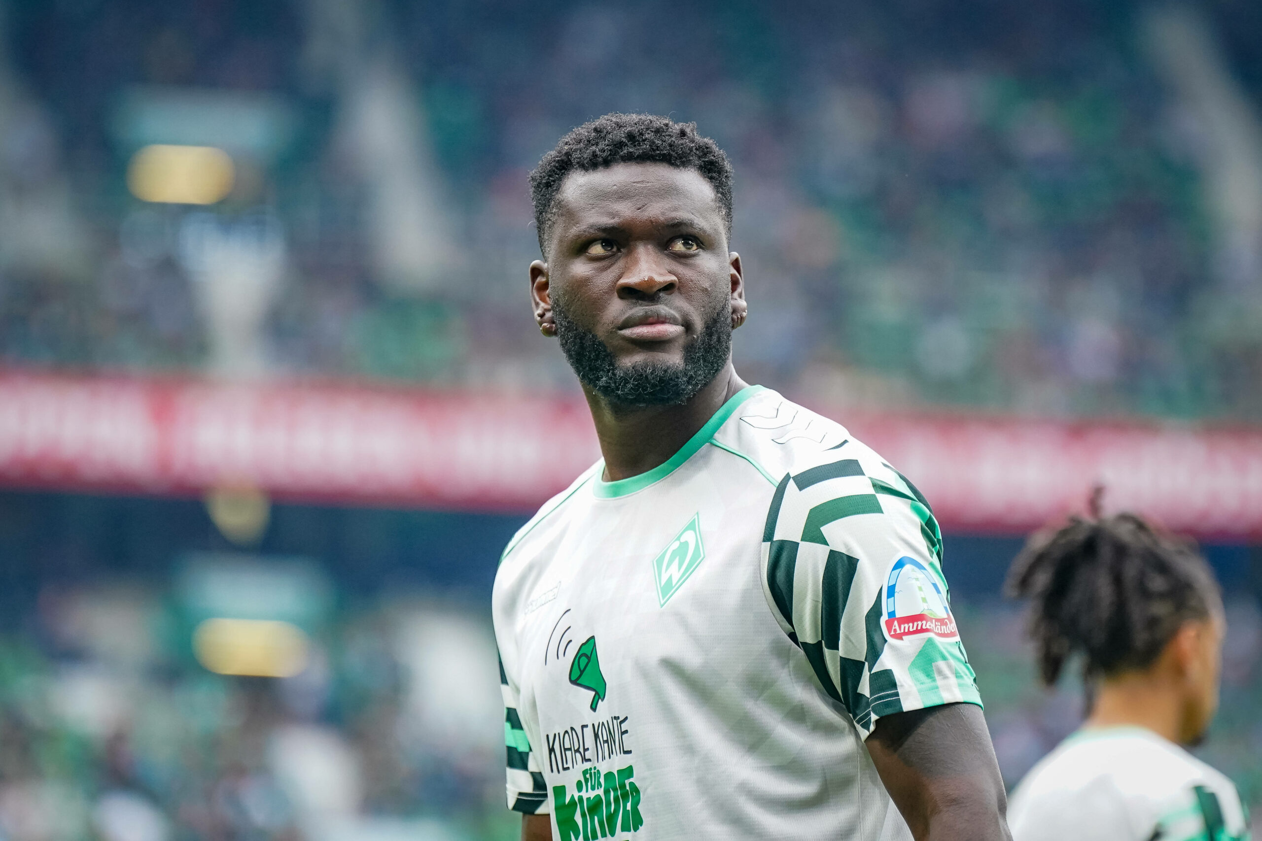 Victor Boniface schaut unzufrieden