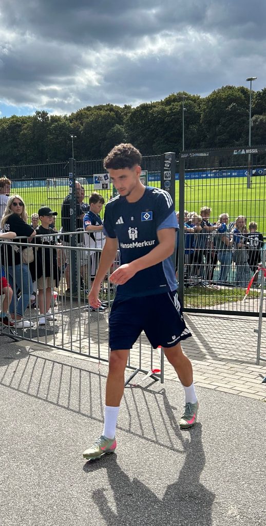 Daniel Elfadli musste das Training am Mittwoch vorzeitig abbrechen.