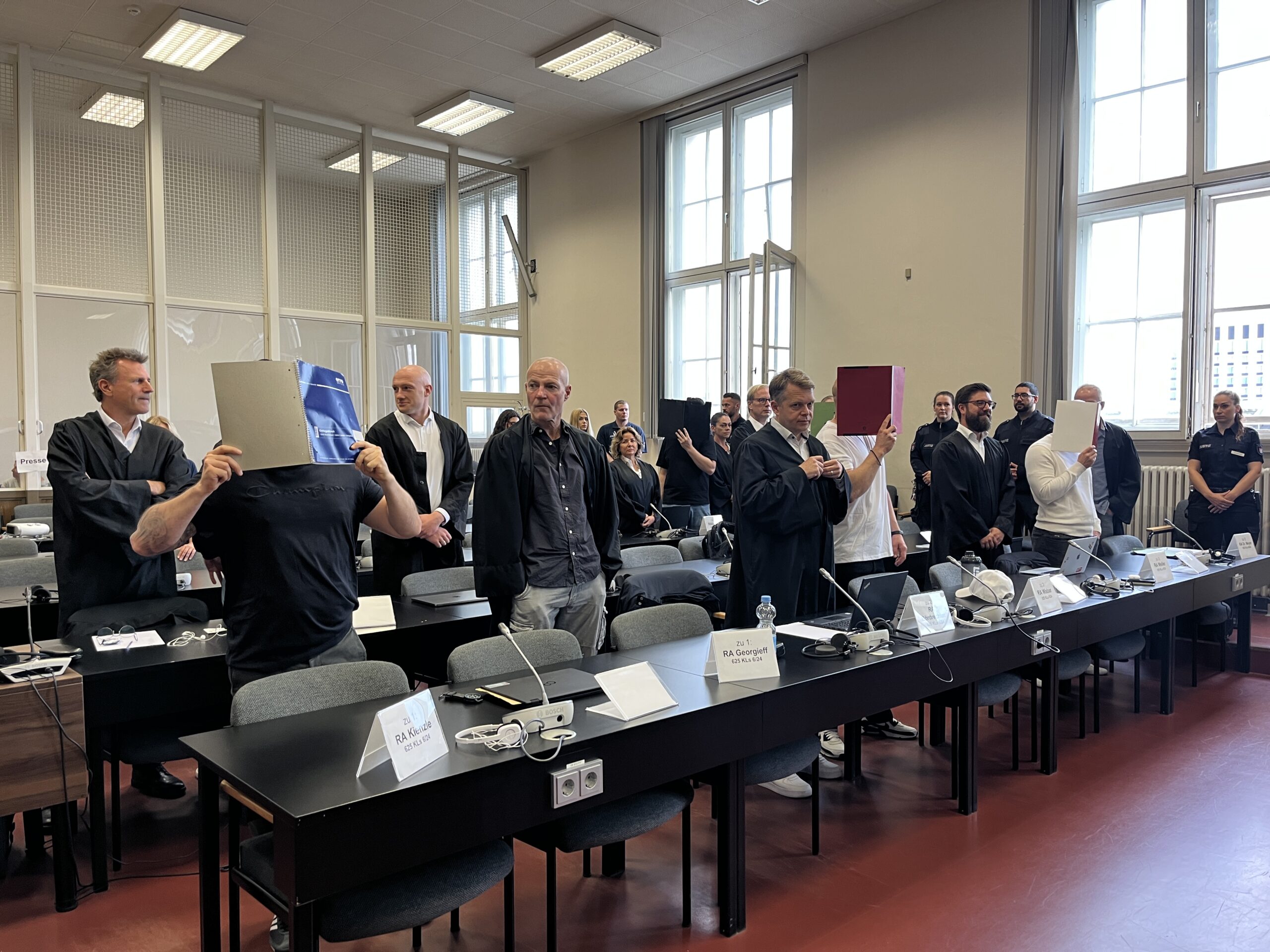 Angeklagte vor Gericht