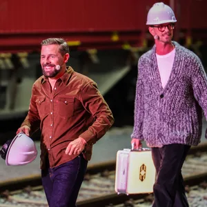 Die Entertainer Klaas Heufer-Umlauf und Joko Winterscheidt
