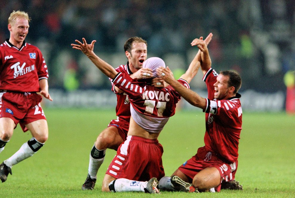 Die HSV-Profis bejubeln ihre 4:3-Führung gegen Juventus.