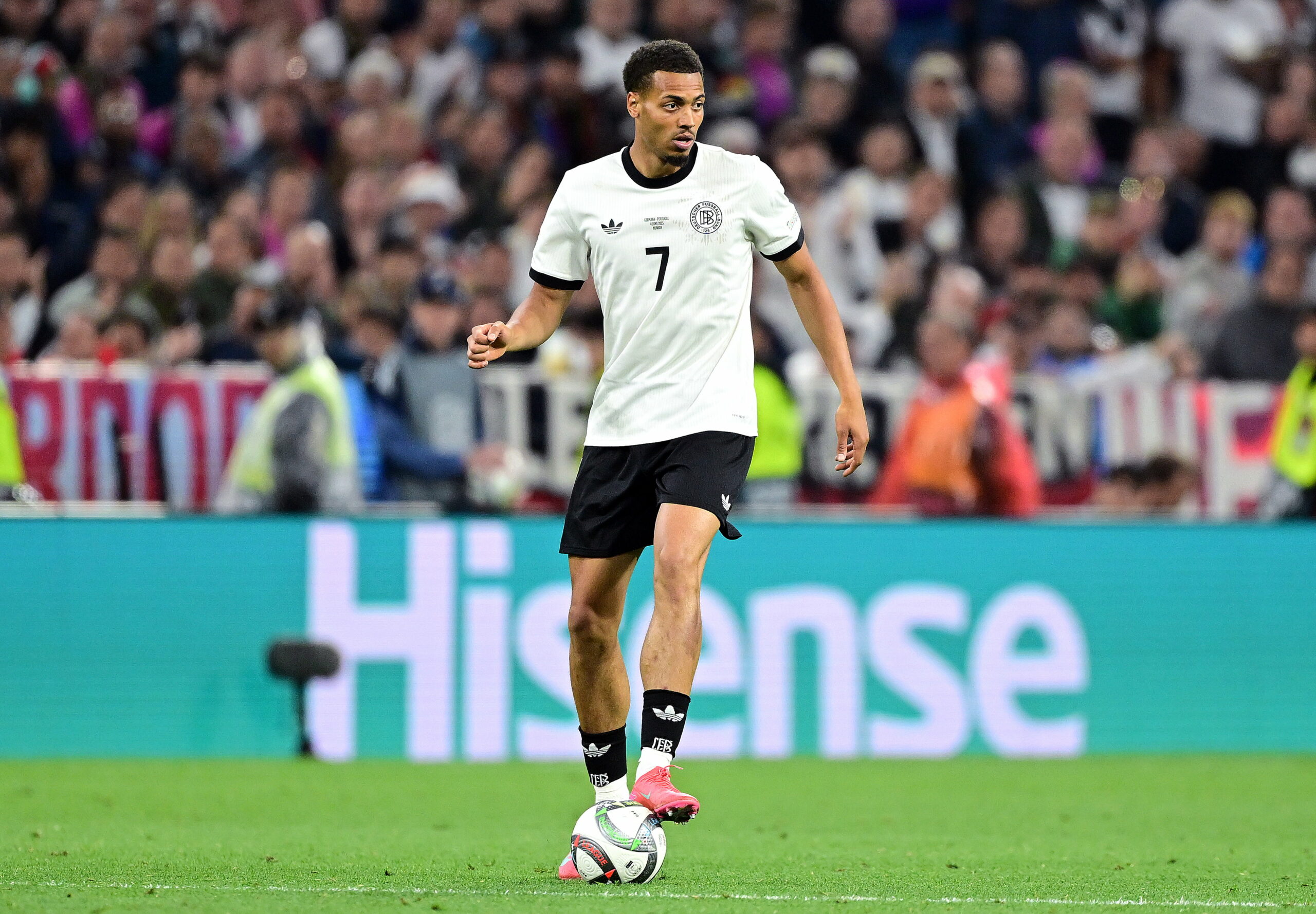 Felix Nmecha im DFB-Trikot