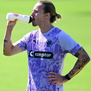 Jackson Irvine beim St. Pauli-Training