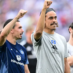 Yussuf Poulsen bejubelt den Sieg gegen Heidenheim