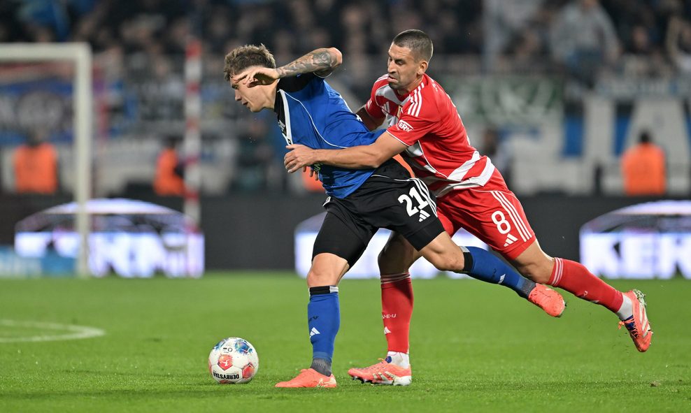 Ein zähes Ringen zwischen HSV (Remberg) und Union Berlin (Khedira)