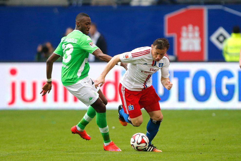 Ivica Olic im Zweikampf mit Josuha Guilavogui
