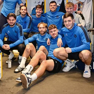 Teambild in der Kabine des SC Victoria