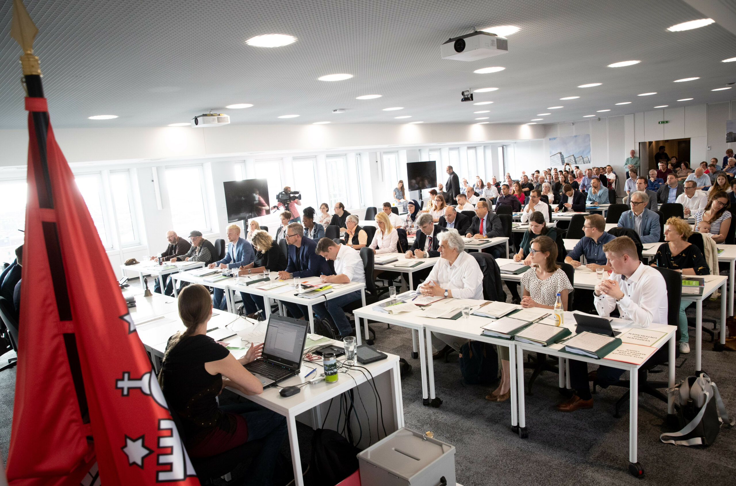 Eine Sitzung der Bezirksversammlung Hamburg-Mitte im Jahr 2019.