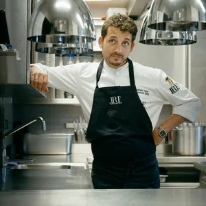 Sternekoch Maurizio Oster in seinem Restaurant „Zeik“ in Winterhude