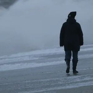 Spaziergänger an Nordsee