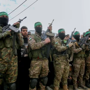 Während des Krieges war kaum mal ein Hamas-Kämpfer in Uniform zu sehen. Nun zeigt sich die Terror-Miliz wieder öffentlich. Lässt sie sich entwaffnen?
