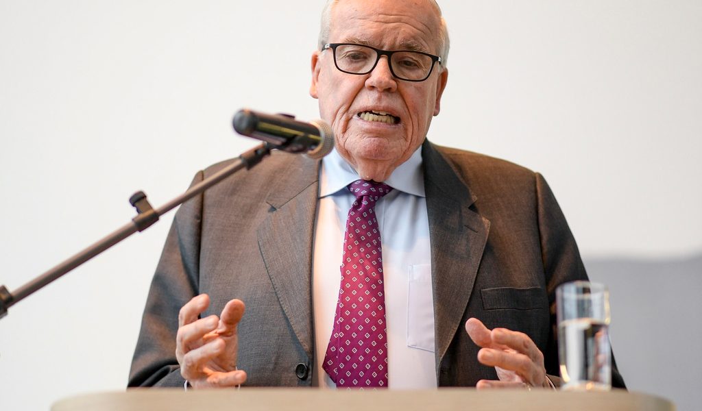 K-hne-rechnet-mit-Hamburg-ab-Eingeschlafen-nicht-sehr-bedeutend-