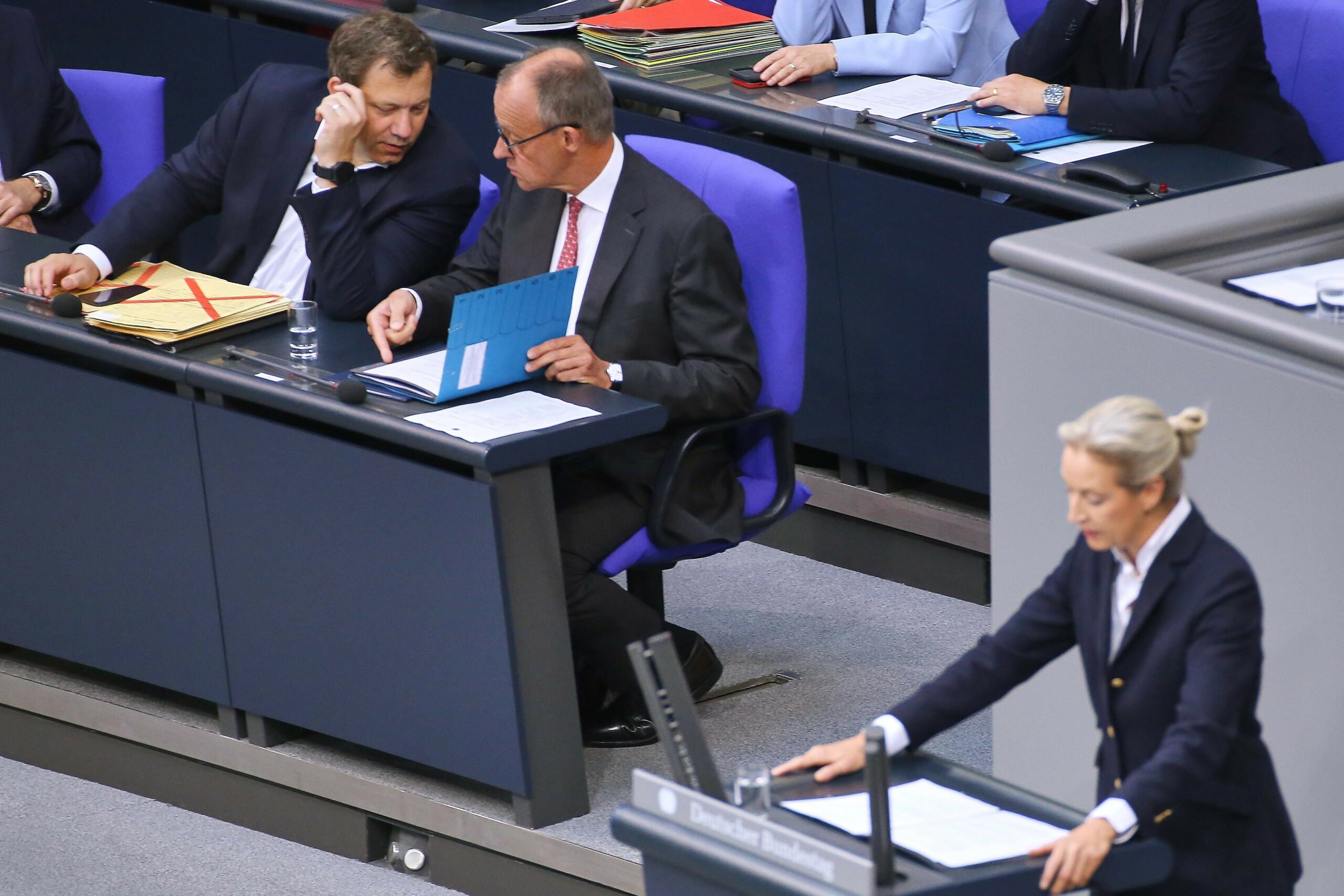 Herausforderung AfD: Friedrich Merz (CDU) und Vize-Kanzler Lars Klingbeil (SPD) müssen dem Aufstieg der Populisten gemeinsam etwas entgegen setzen.