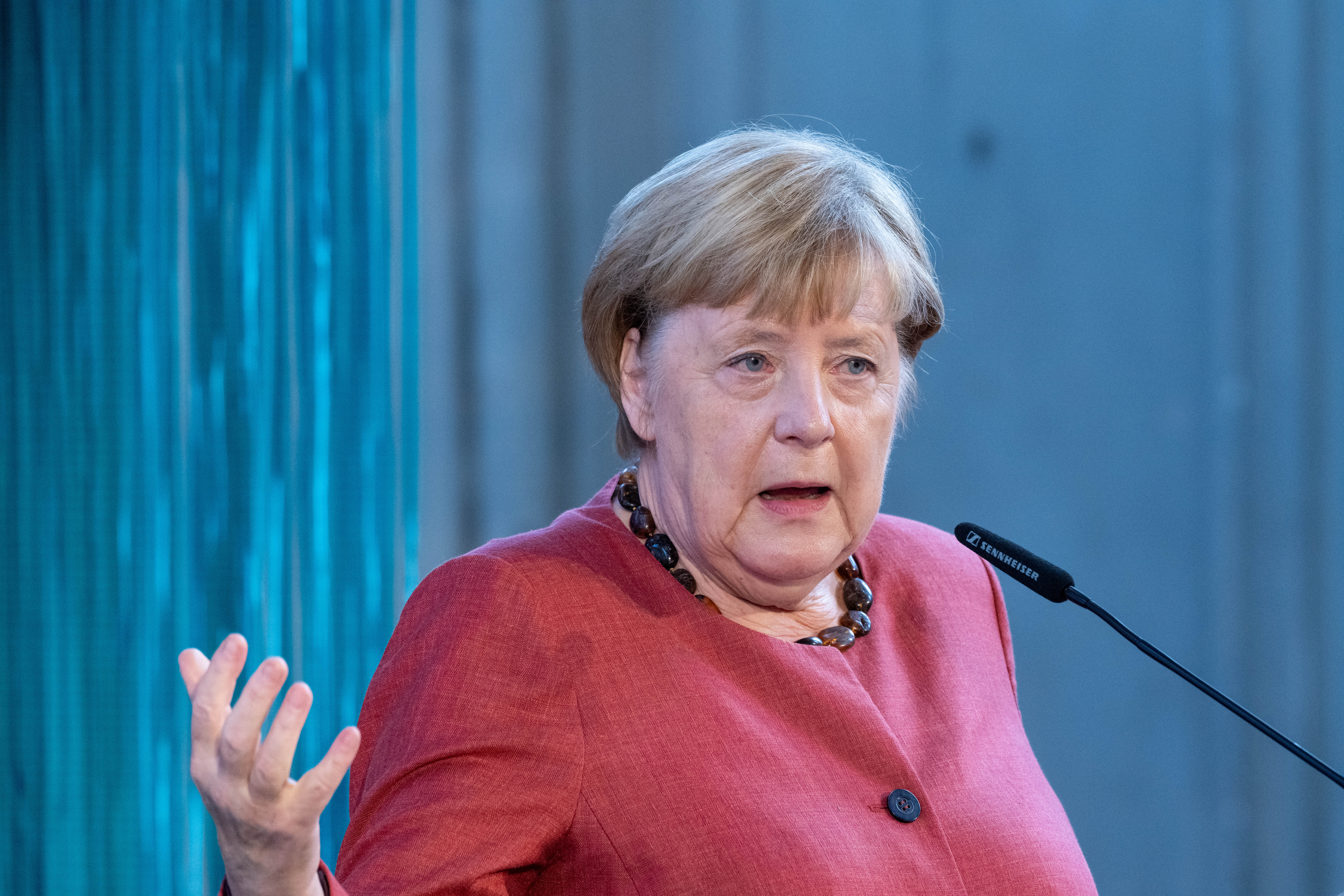 Ex-Kanzlerin Angela Merkel (CDU) behauptet, die Polen und Balten hätten sie vom großen diplomatischen Wurf abgehalten.