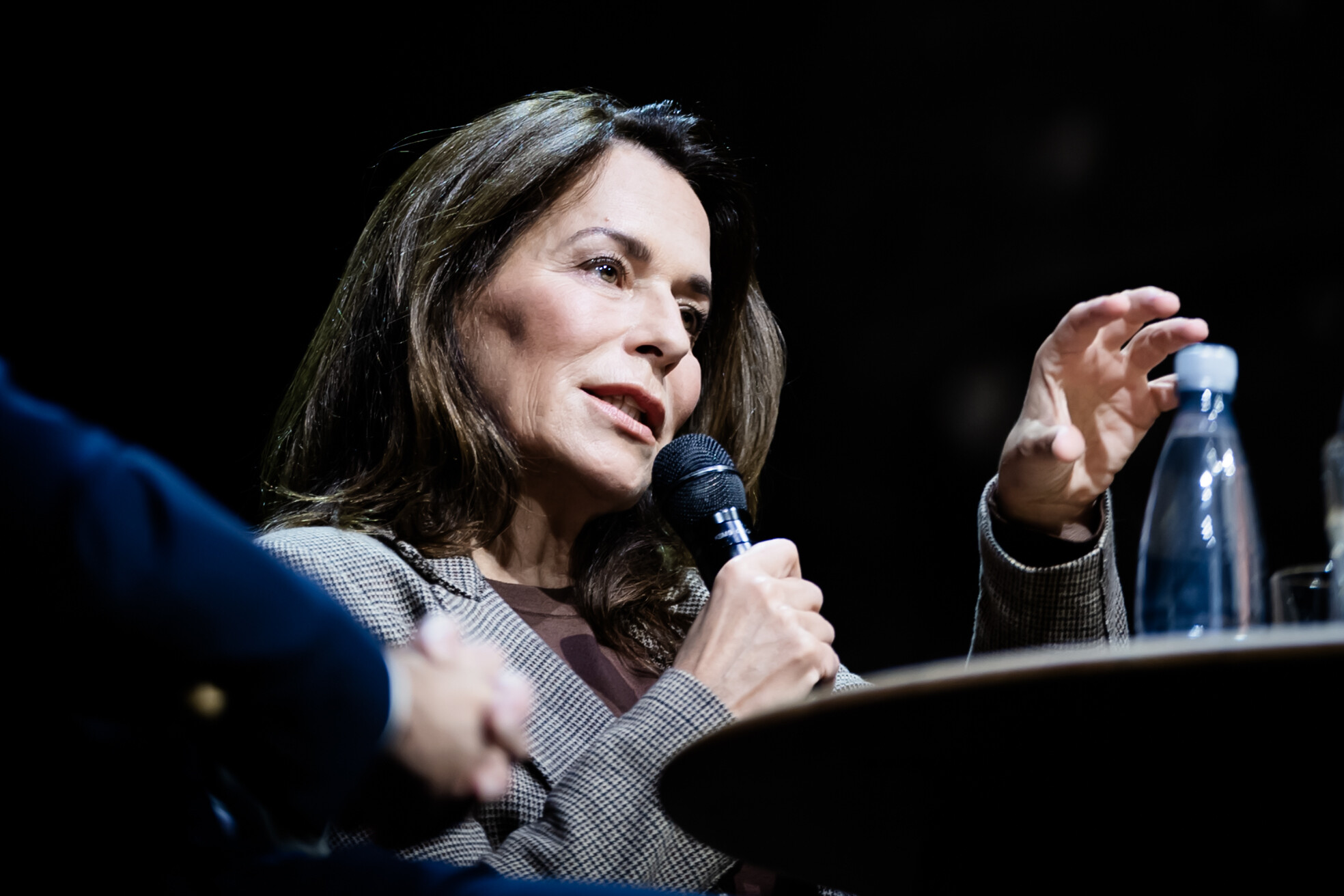 Anne Will spricht in der Gesprächsreihe „Habeck live“ über die Erfahrungen als Moderatorin der früheren Talkshow „Anne Will“.