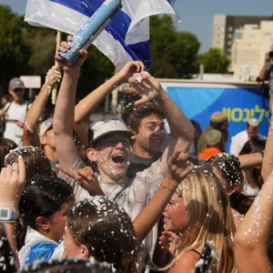 Israelis feiern ausgelassen die Freilassung der Geiseln. Das ist auch ein Verdienst Benjamin Netanjahus.