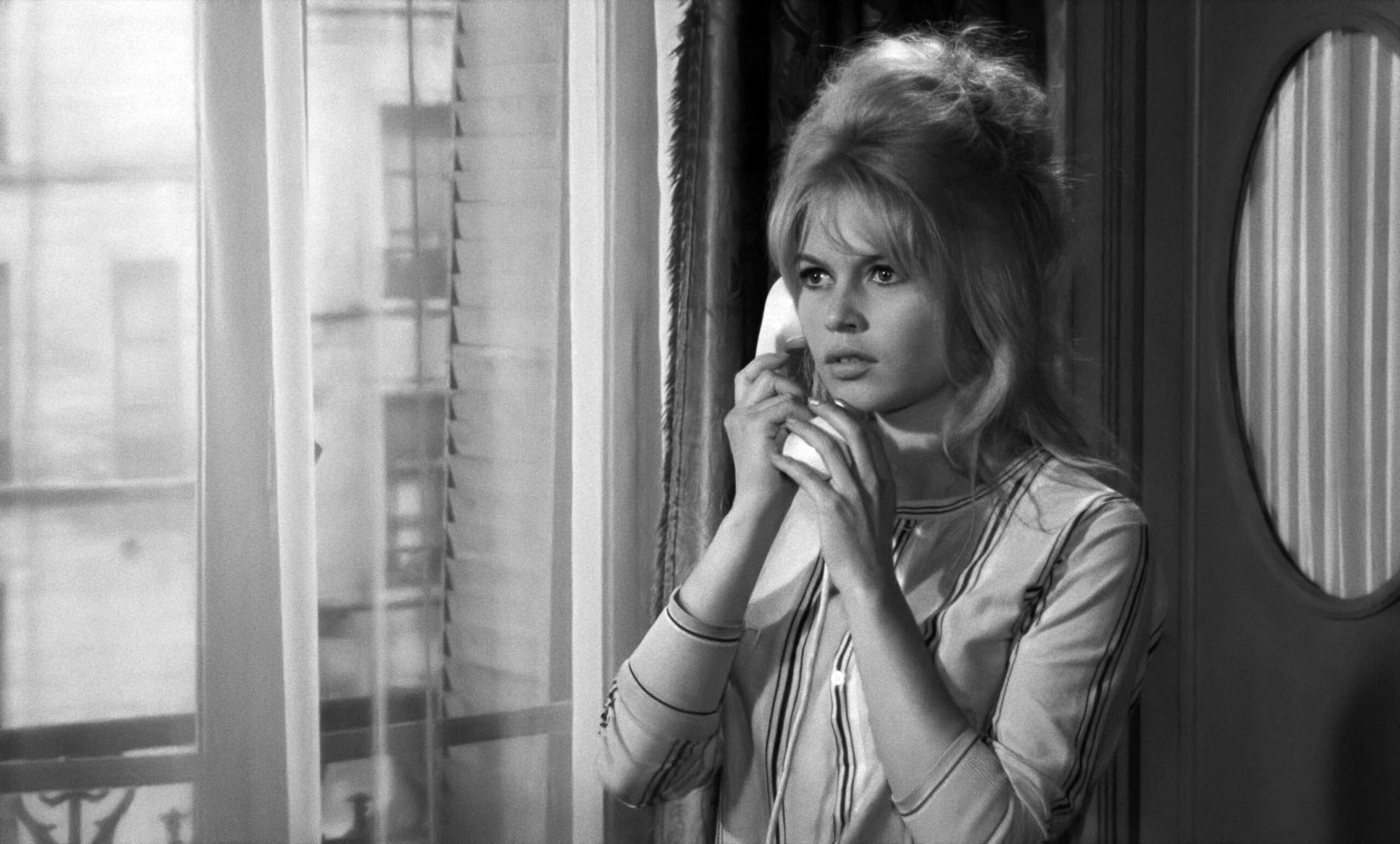 Die französische Schauspielerin Brigitte Bardot in einer Filmszene von 1960.