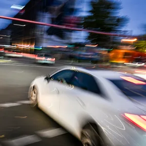 Verfolgungsjagd in Elmshorn: Polizei stellt bekifften raser – er hatte keinen Führerschein