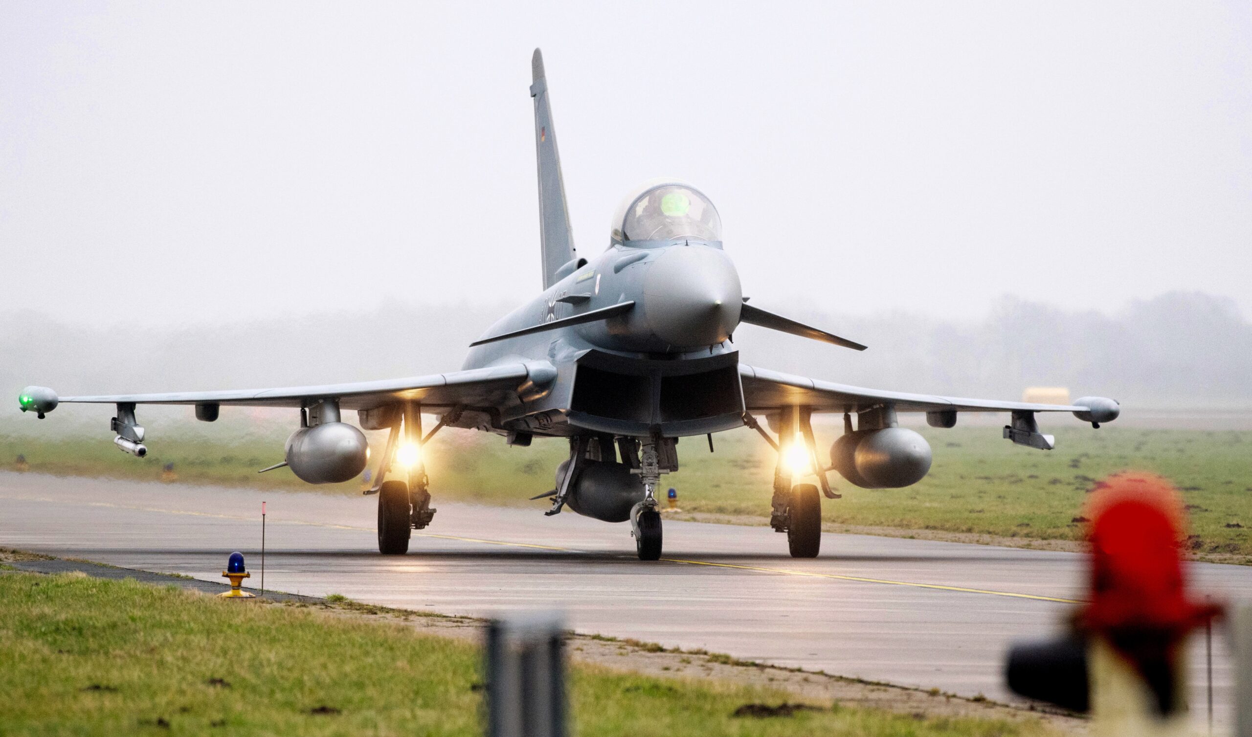 Ein Kampfjet vom Typ Eurofighter (Archivbild).