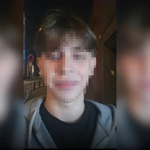 Mit diesem Bild hatte die Polizei nach dem mutmaßlichen homophoben Schläger gefahndet.