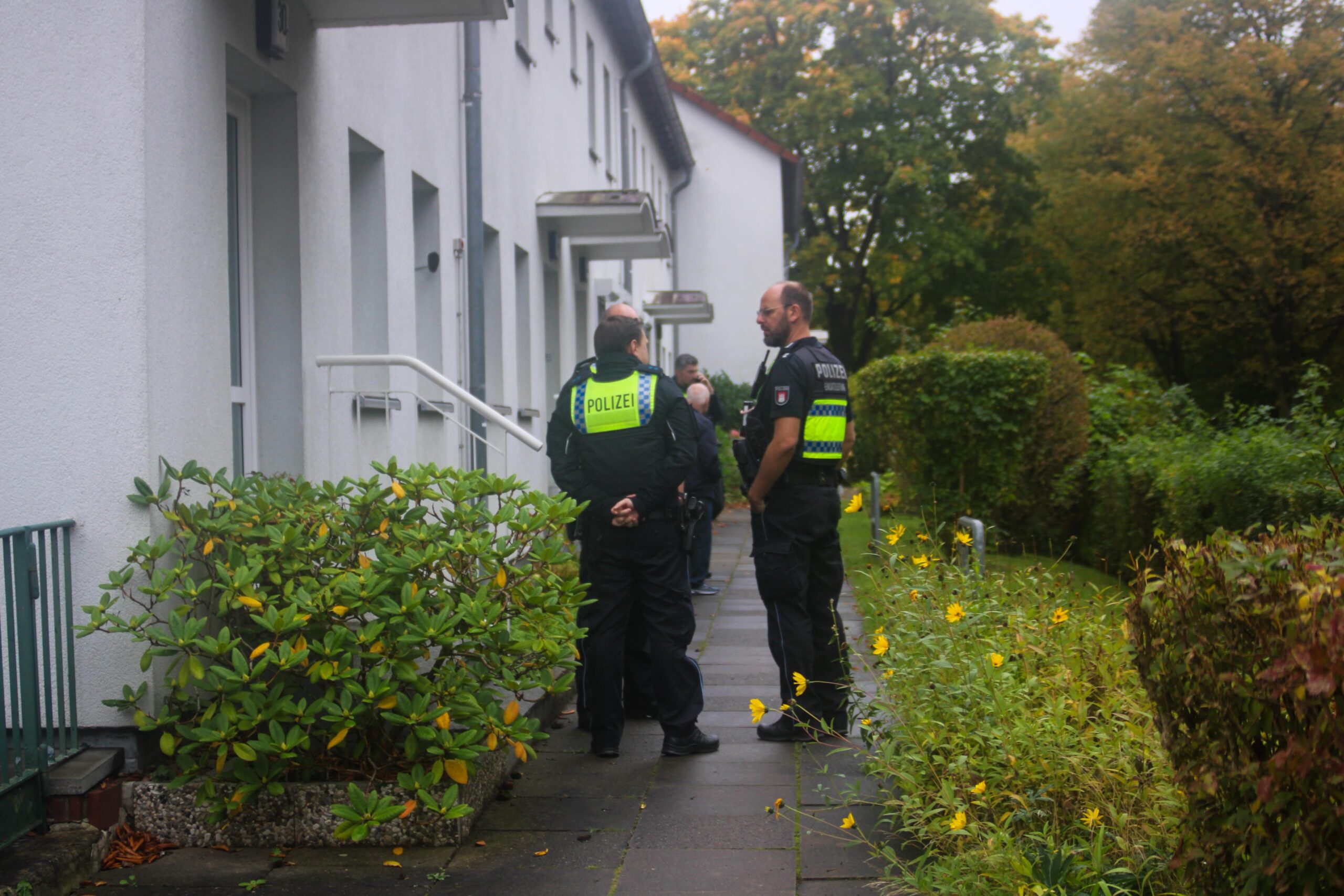 Nächtliche brand in Wohnung in Billsted – Pflegerin entdeckt zozen Bewohner am Morgen danach