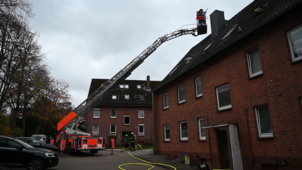 Küche in Neugraben in Flammen – vier Bewohner gerettet
