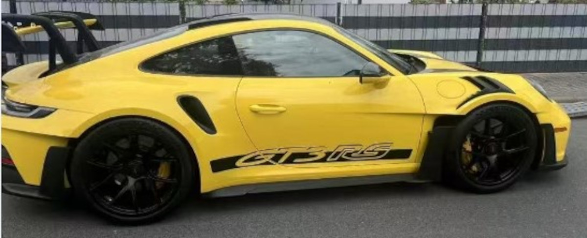 Mit diesem Foto hatte die Polizei nach dem Porsche im September gesucht.