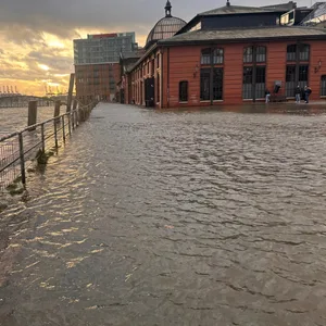 Hochwasser am Fischmarkt