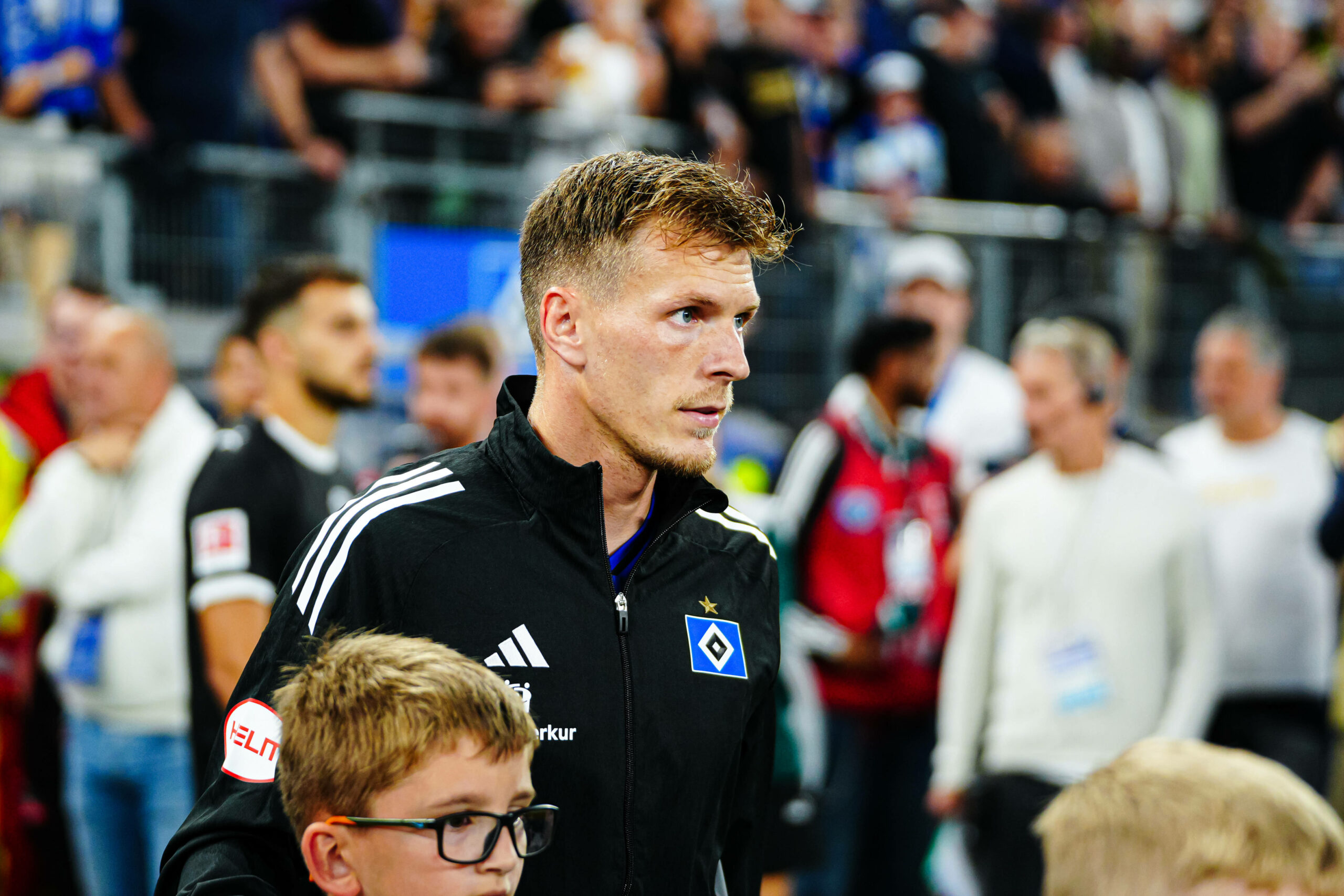 Emir Sahiti spielt seit Sommer 2024 für den HSV.