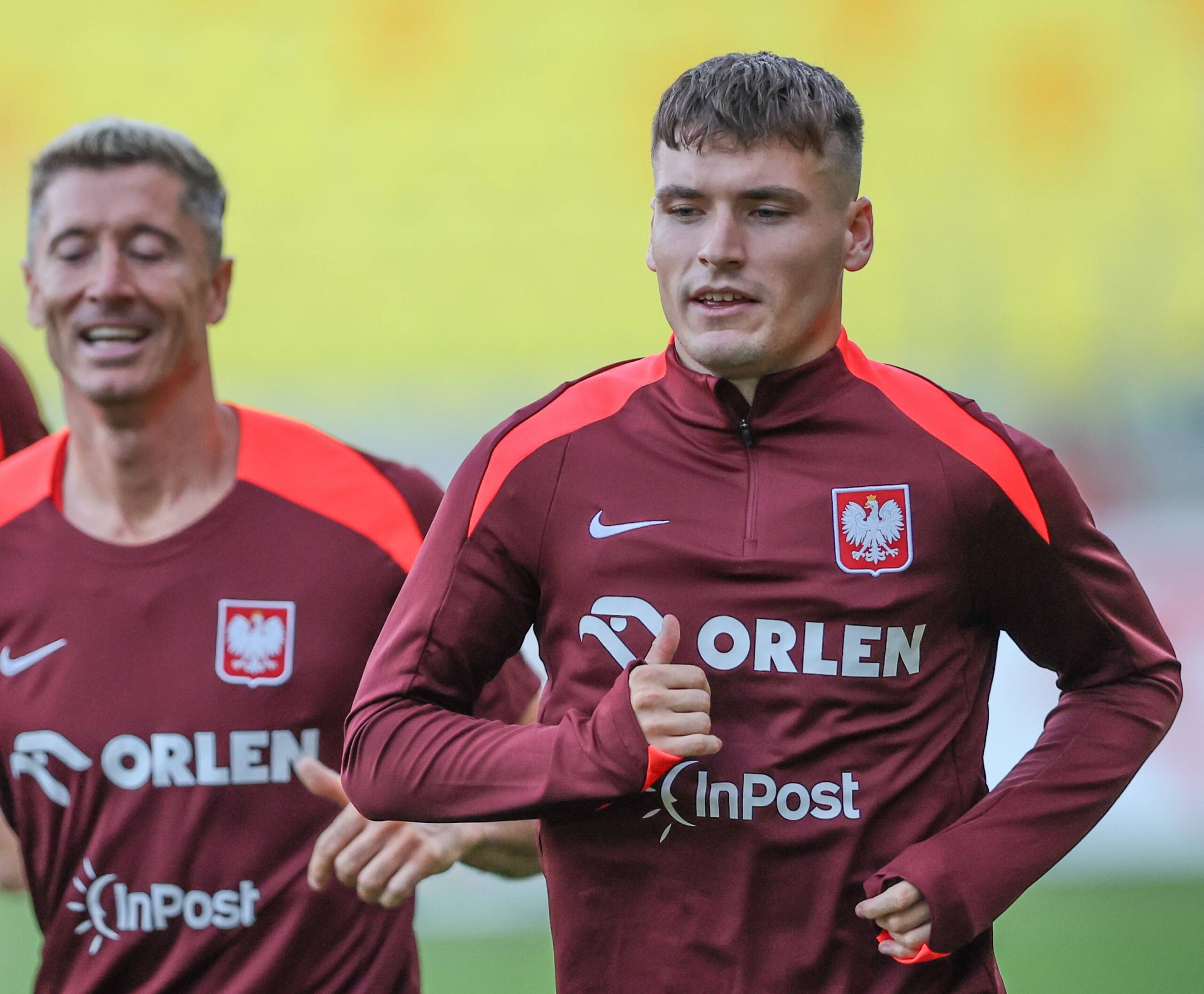 Arkadiusz Pyrka beim Training mit Robert Lewandowski