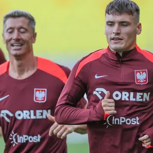 Arkadiusz Pyrka beim Training mit Robert Lewandowski