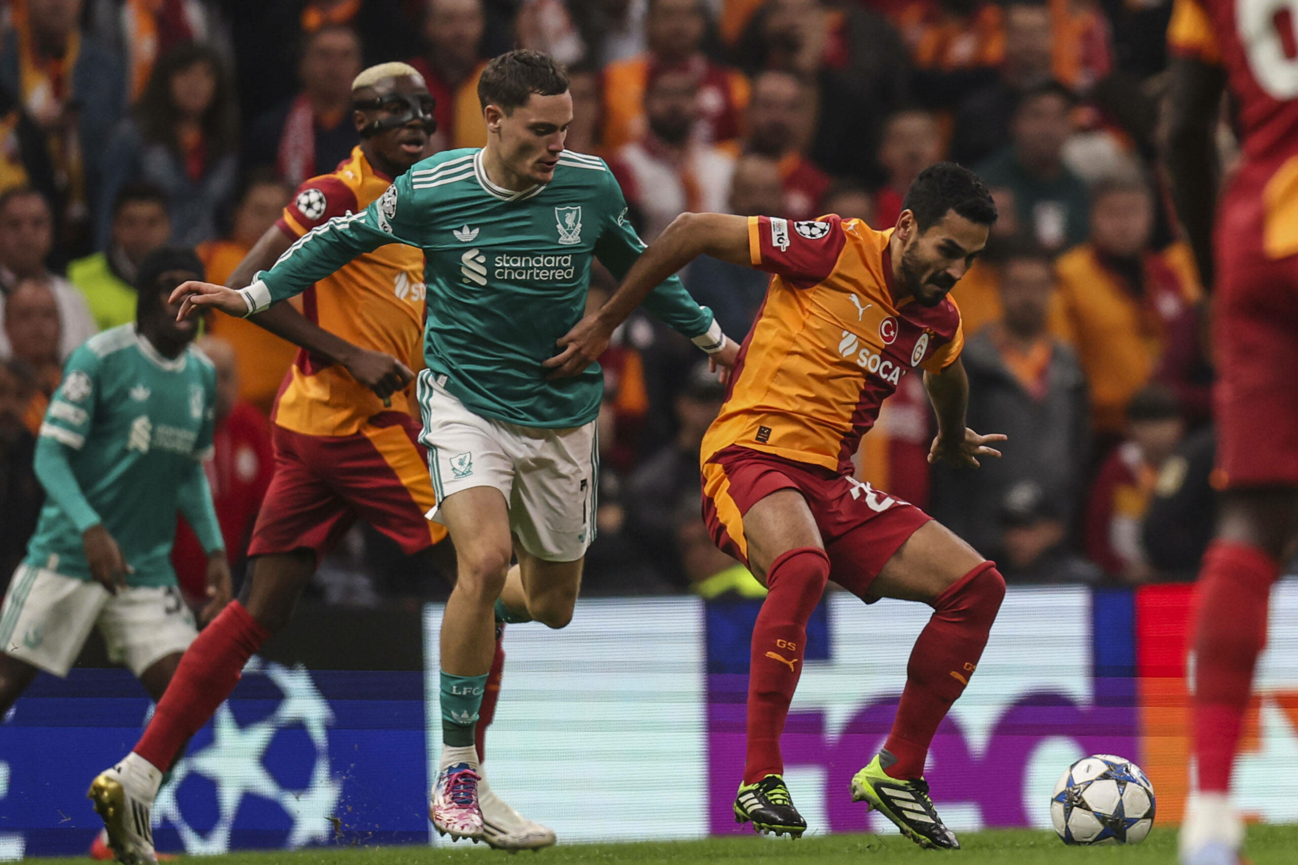Florian Wirtz (FC Liverpool) und Ilkay Gündogan (Galatasaray Istanbul)