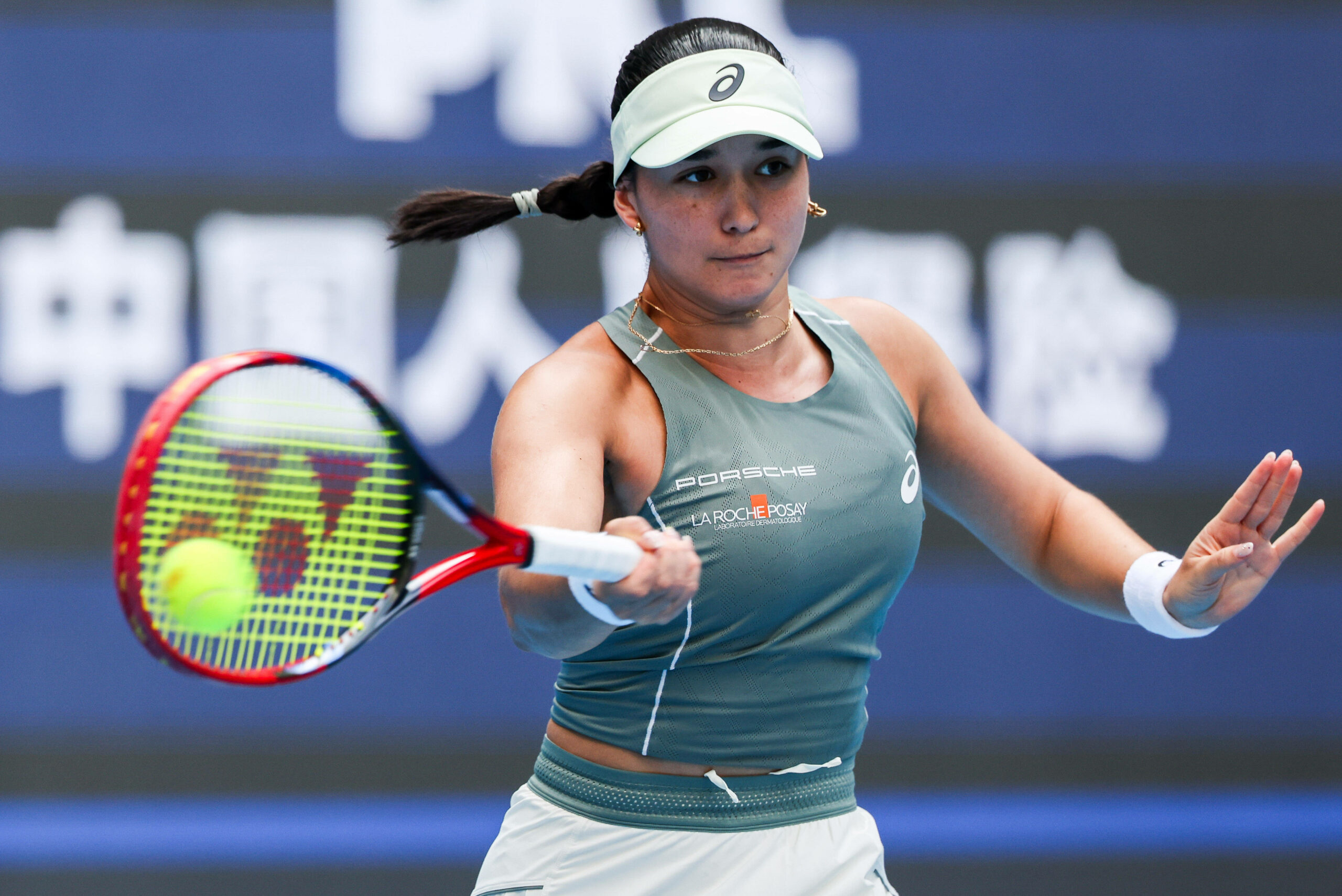 Eva Lys (Deutschland) im Viertelfinale der China Open 2025 gegen Coco Gauff (USA) in Peking