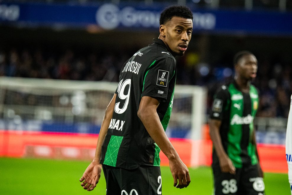 Morgan Guilavogu im Lens-Trikot