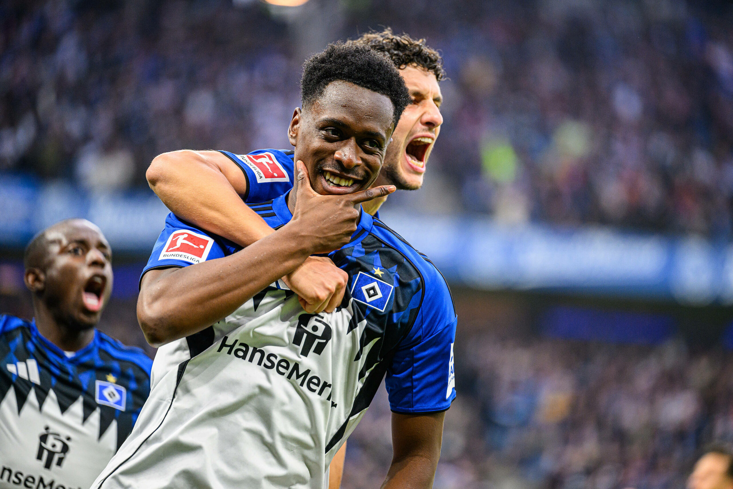 Albert Sambi Lokonga jubelt mit Daniel Elfadli