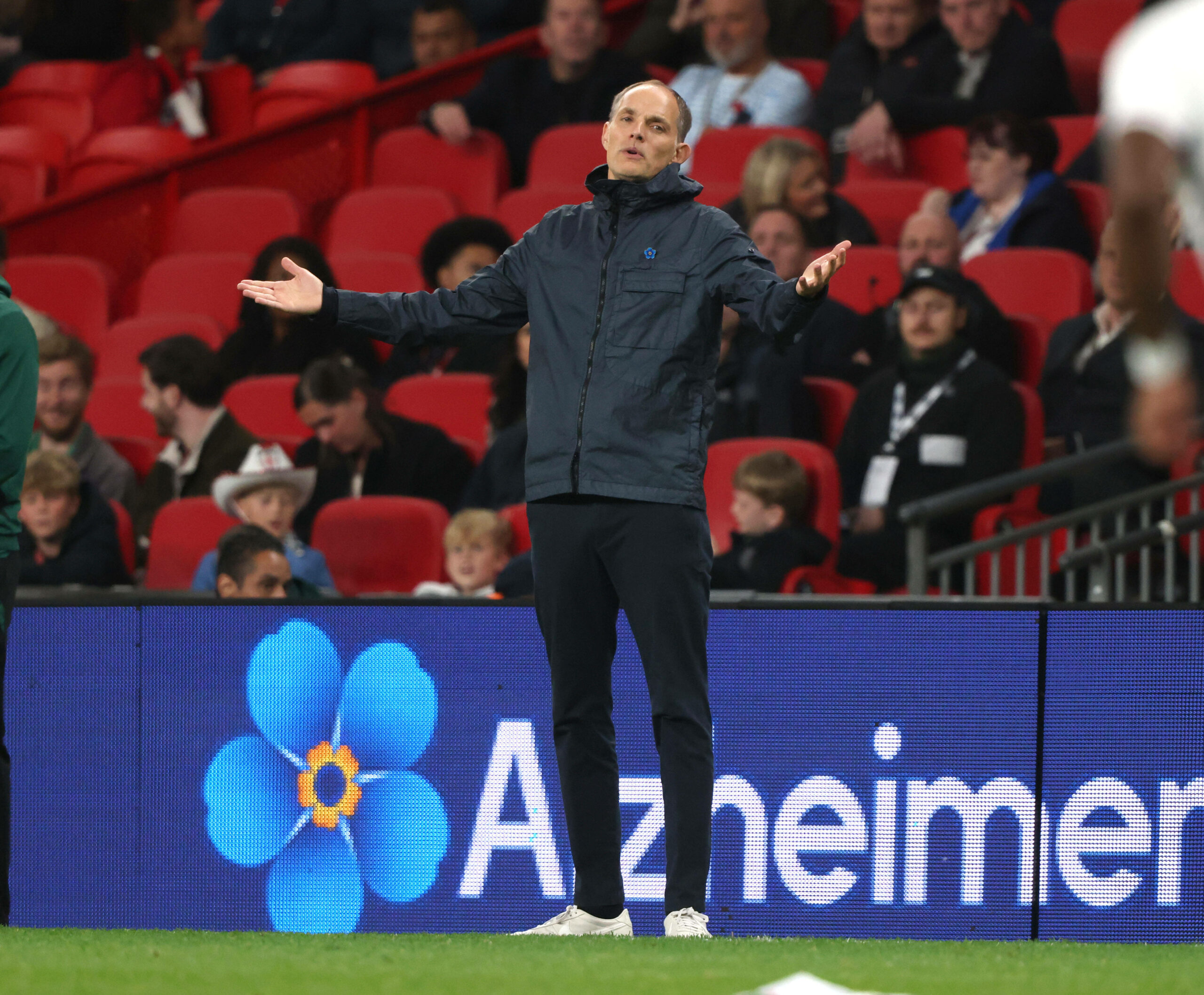 Thomas Tuchel hebt vorwurfsvoll die Arme