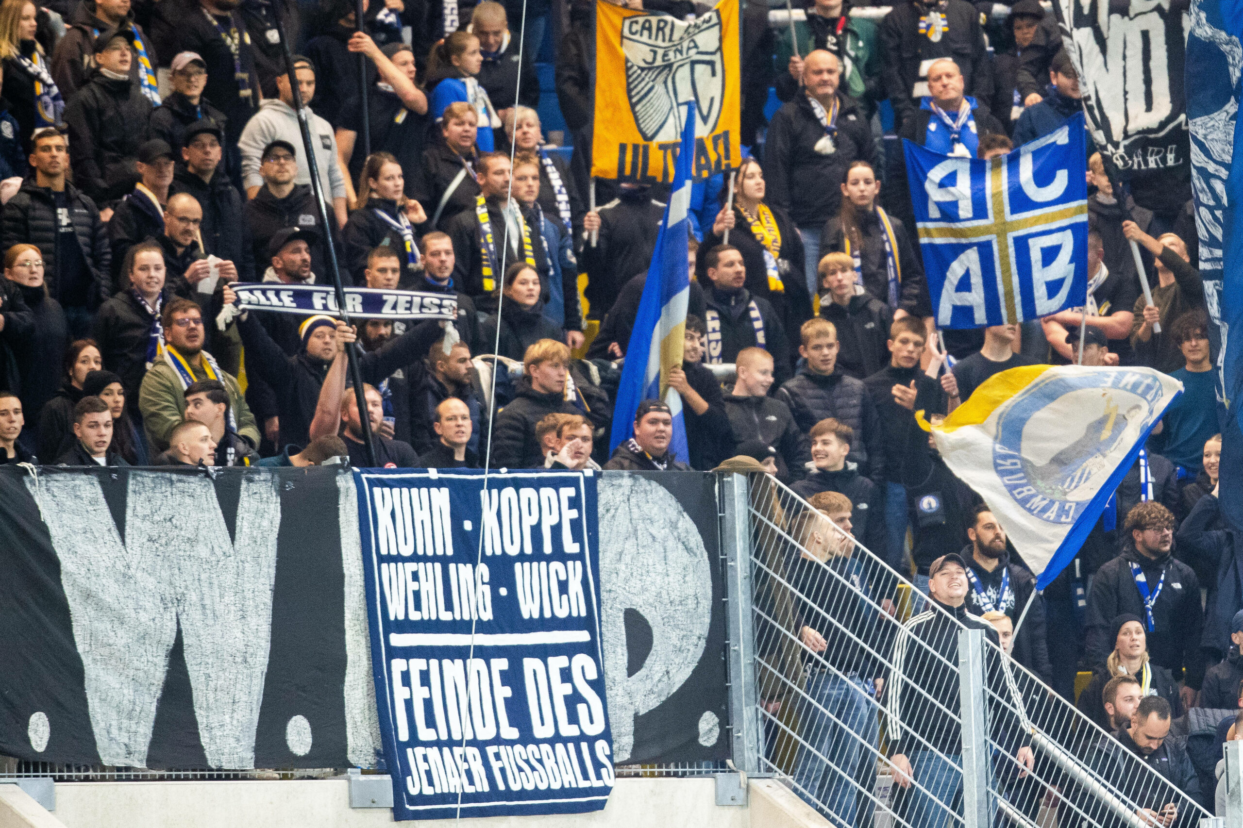 Schmähplakate in Jena gegen Bürgermeister Benjamin Koppe