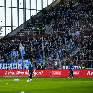 Im Hoffenheim-Block blieben am Sonntag viele Plätze leer.