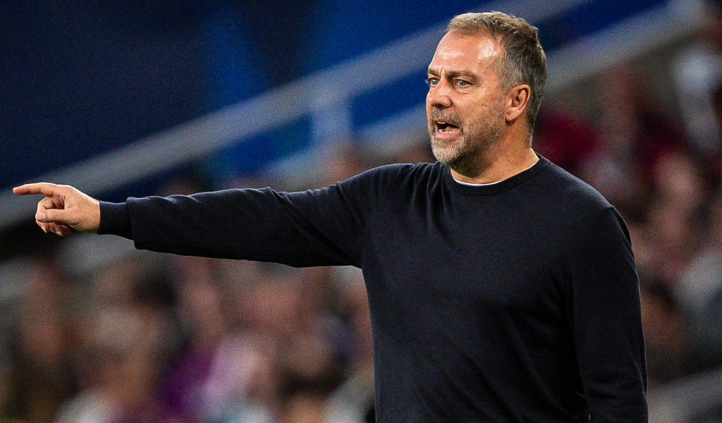 Arroganter-Schiri-Flick-w-tet-nach-Bar-a-Pleite-Jeder-hat-es-gesehen-