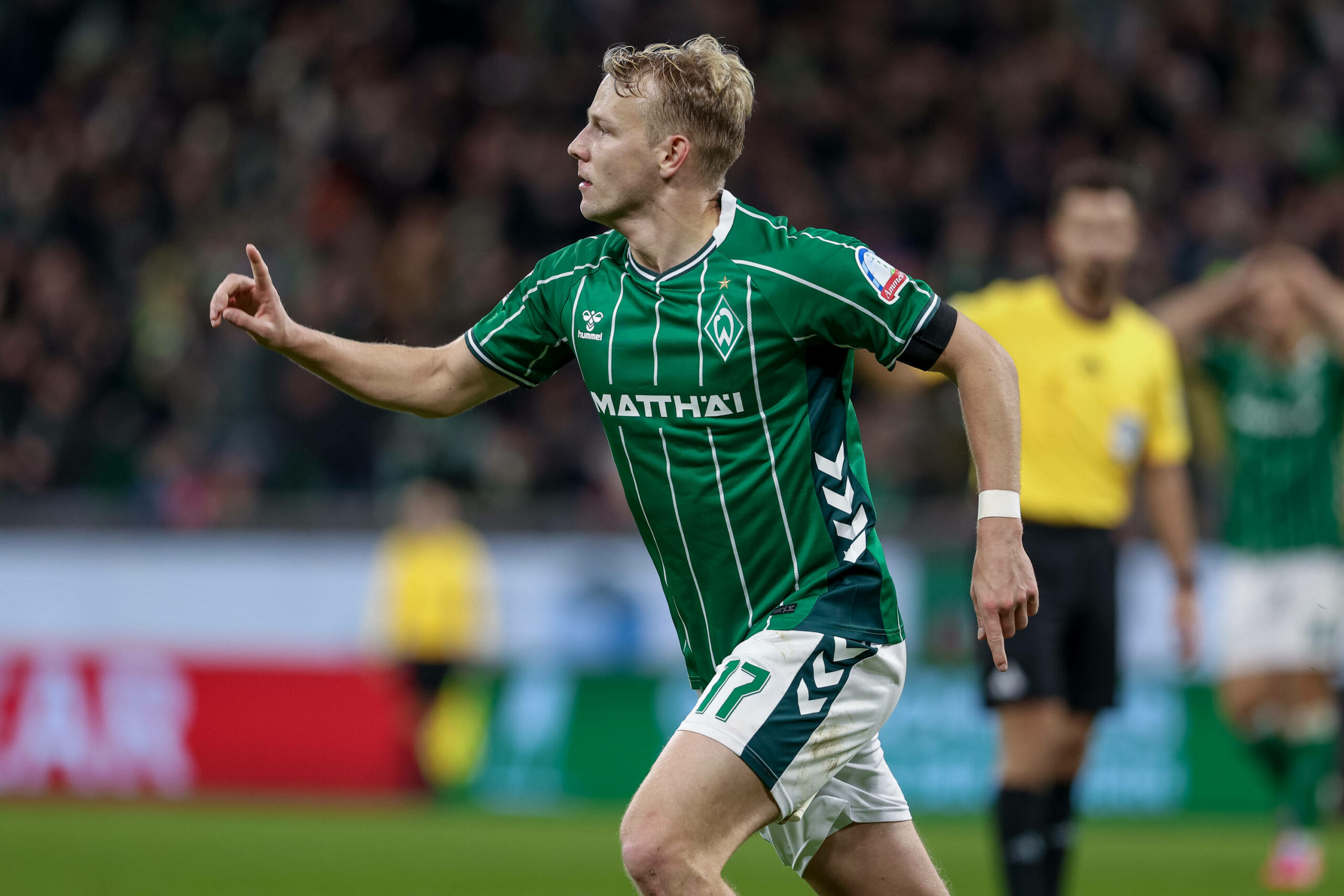 Torschütze Marco Grüll bejubelt seinen Treffer