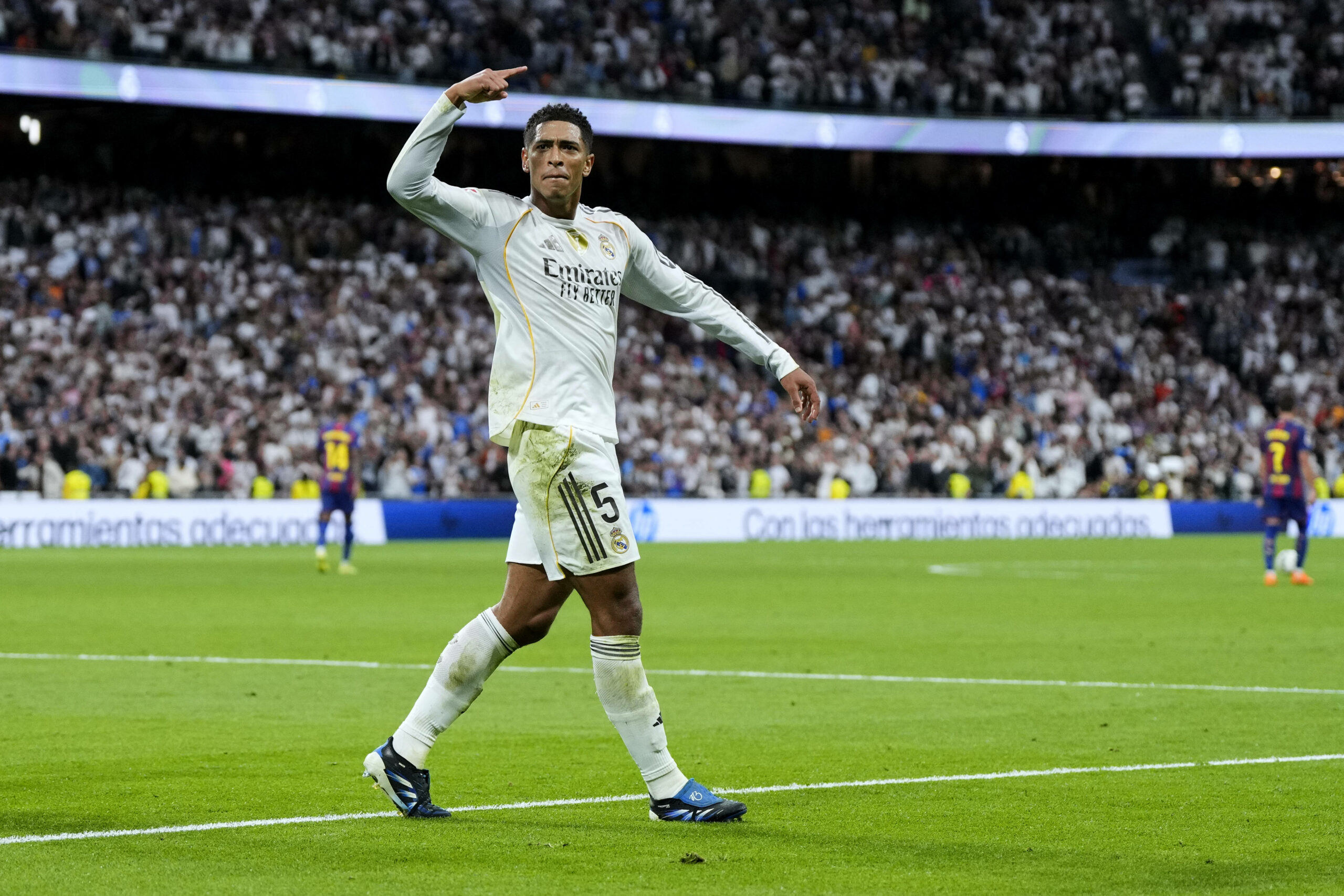 Jude Bellingham wild gestikulierend während El Clasico