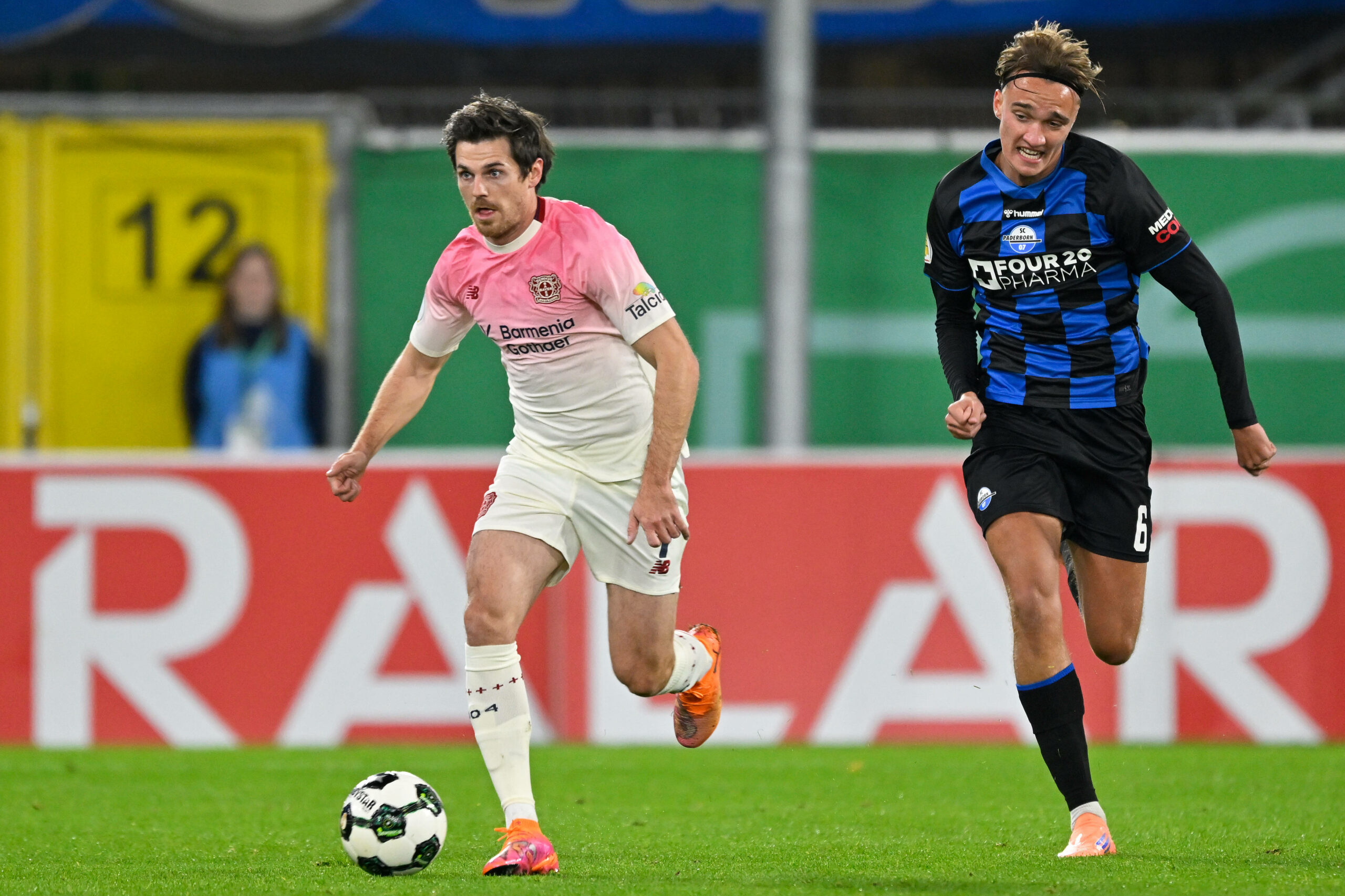 Jonas Hofmann im Einsatz gegen Paderborn