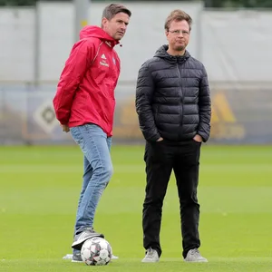 Ralf Becker und Johannes Spors auf dem Trainingsplatz