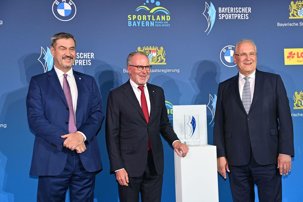 Markus Söder und Karl-Heinz Rummenigge beim Bayrischen Sportpreis 2025