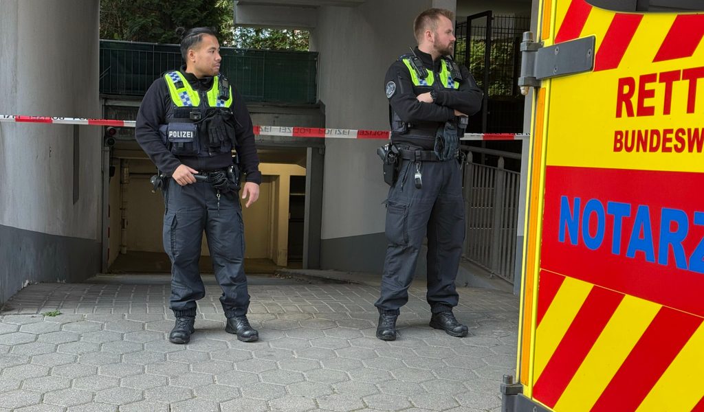 Schlimmes-Ungl-ck-in-Hamburg-Frau-in-Tiefgarage-eingeklemmt-tot